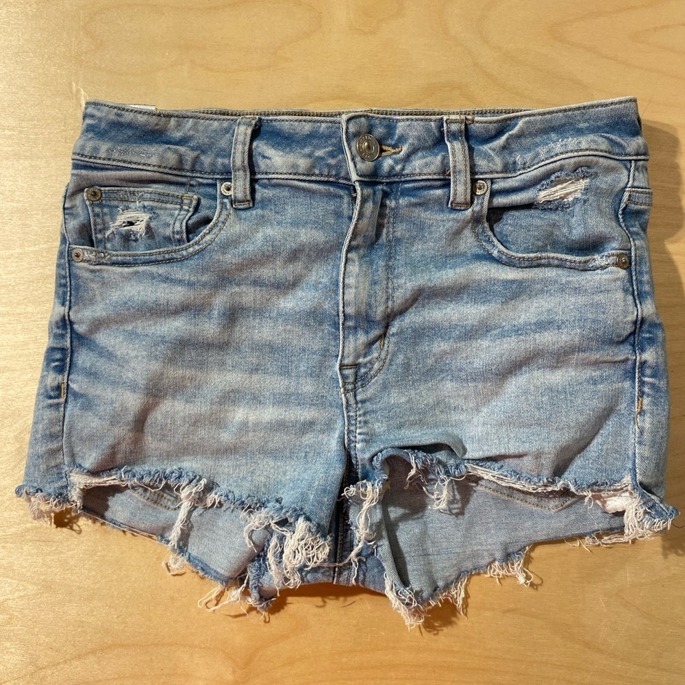 American Eagle Outfitters Light Blue Distressed Jean Shorts 8 (EF)